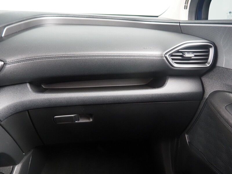 2022 Hyundai Santa Fe SEL AWD *ADAPTIVE CRUISE, SAFETY ALERTS, BACKUP-CAMERA, COLOR TOUCHSCREEN, HEATED SEATS, KEYLESS ENRTY, LED HEADLIGHTS, WIRELESS CHARGING, ANDROID & APPLE Round Rock TX