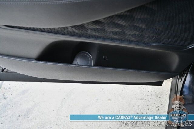 2022 Hyundai Santa Fe SEL / Auto Start / Power & Heated Premium Cloth Seats / Adaptive Cruise Control / Lane Departure & Blind Spot Alert / Apple CarPlay & Android Auto / Back Up Camera / Keyless Entry & Start / 28 MPG Anchorage AK