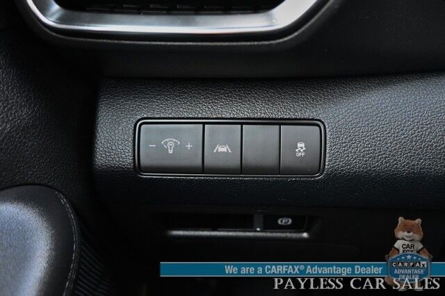 2022 Hyundai Santa Fe SEL / Auto Start / Power & Heated Premium Cloth Seats / Adaptive Cruise Control / Lane Departure & Blind Spot Alert / Apple CarPlay & Android Auto / Back Up Camera / Keyless Entry & Start / 28 MPG Anchorage AK