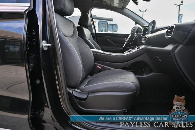 2022 Hyundai Santa Fe SEL / Auto Start / Power & Heated Premium Cloth Seats / Adaptive Cruise Control / Lane Departure & Blind Spot Alert / Apple CarPlay & Android Auto / Back Up Camera / Keyless Entry & Start / 28 MPG Anchorage AK