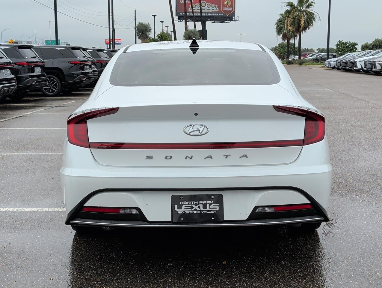 2022 Hyundai Sonata SE