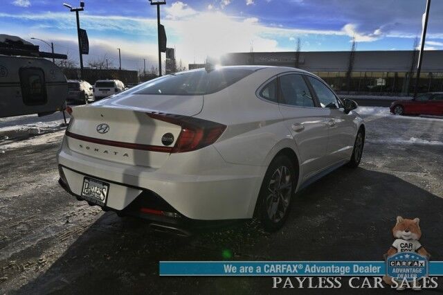 2022 Hyundai Sonata SEL / Auto Start / Power & Heated Cloth Seats / Adaptive Cruise Control & Blind Spot Alert / Lane Keep Assist & Forward Collision Alert / Apple CarPlay & Android Auto / Keyless Entry & Start / Back Up Camera Wasilla AK