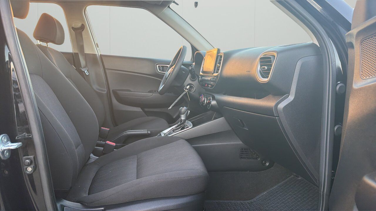 2022 Hyundai Venue Essential Sherwood Park AB