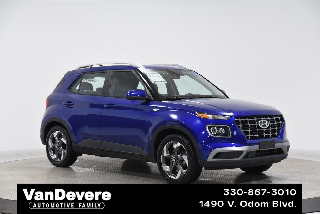 Used 2022 Hyundai Venue Limited FWD