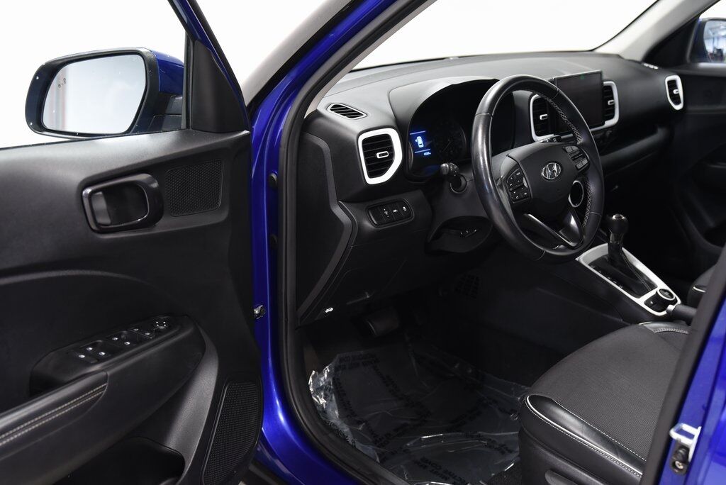 2022 Hyundai Venue Limited Akron