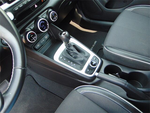2022 Hyundai Venue Limited Santa Fe NM