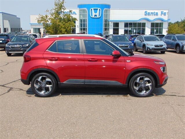 2022 Hyundai Venue Limited Santa Fe NM