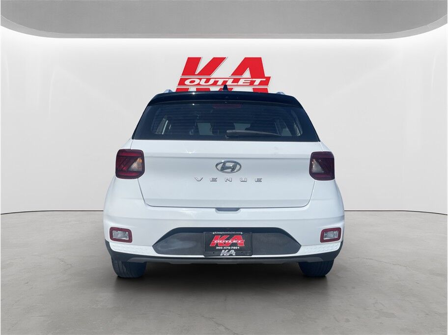 2022 Hyundai Venue Limited Sport Utility 4D Port Orchard WA