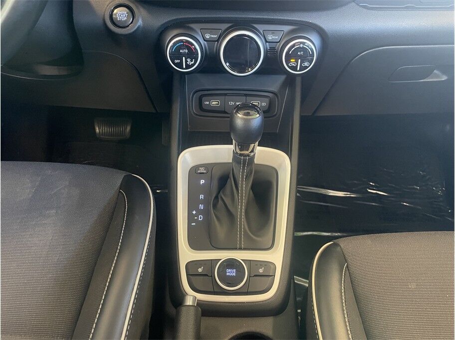 2022 Hyundai Venue Limited Sport Utility 4D Port Orchard WA