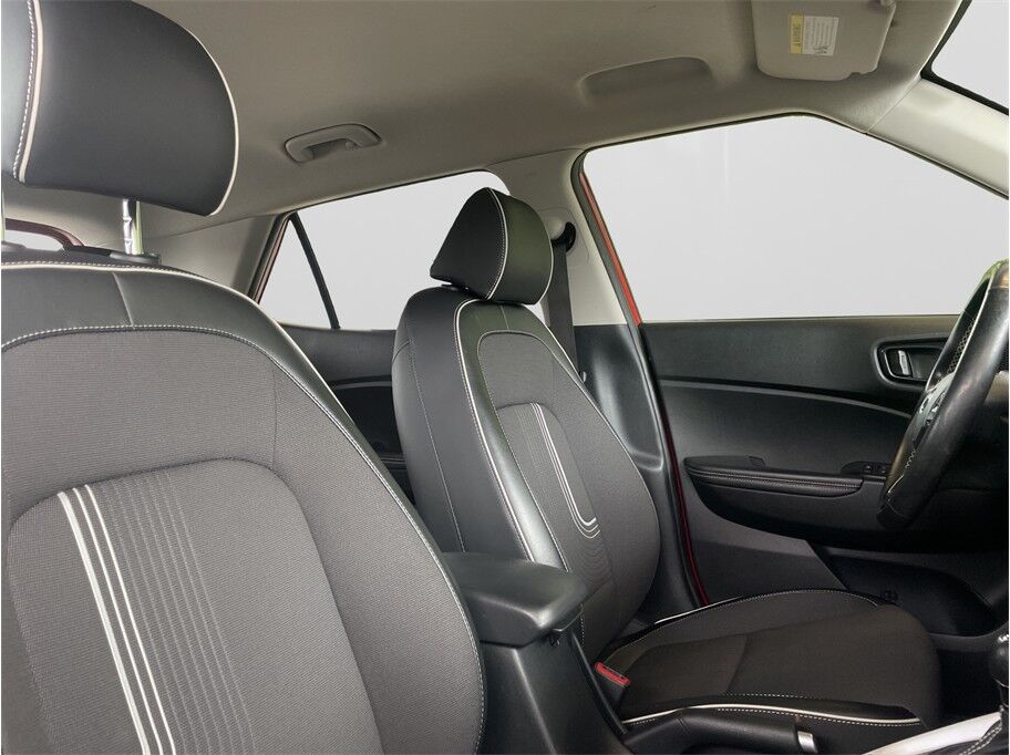 2022 Hyundai Venue Limited Sport Utility 4D Port Orchard WA