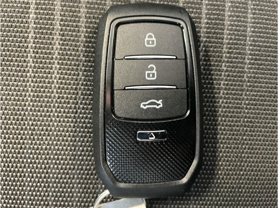 2022 Hyundai Venue Limited Sport Utility 4D Port Orchard WA