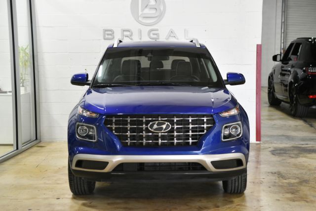 2022 Hyundai Venue SEL