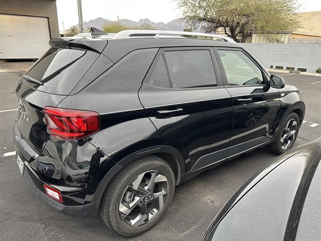 2022 Hyundai Venue SEL