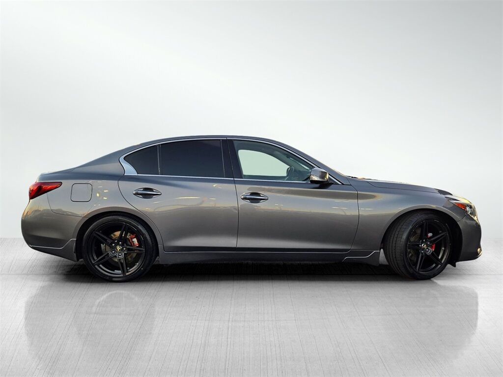 2022 INFINITI Q50 LUXE