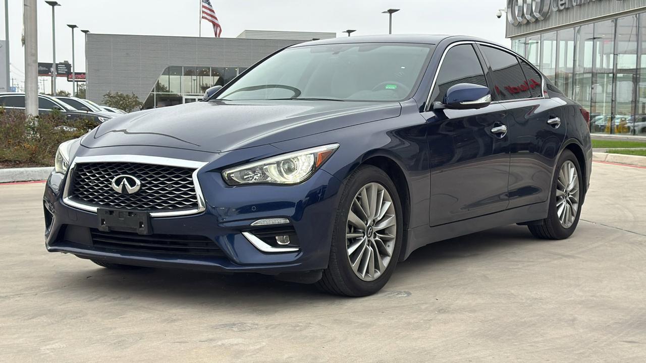 2022 INFINITI Q50 LUXE