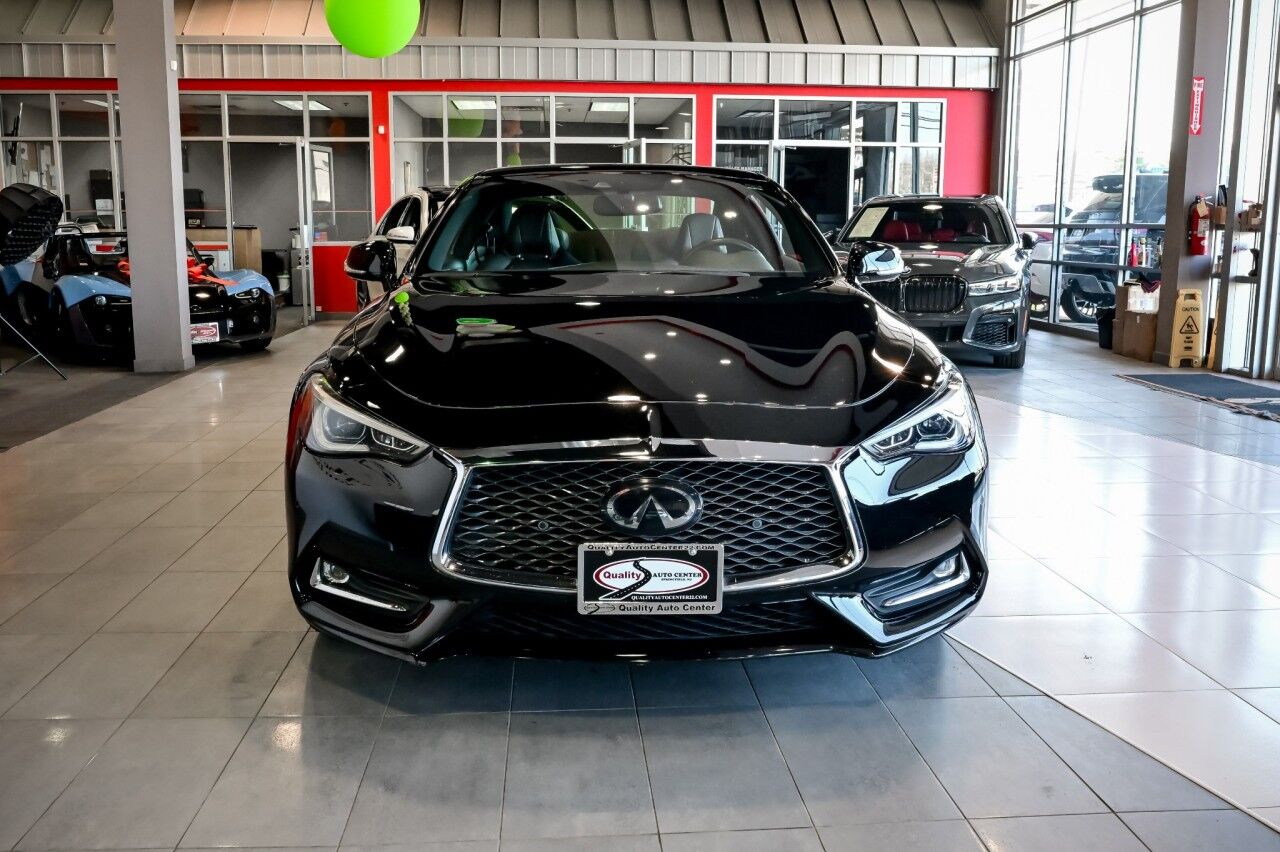 2022 INFINITI Q60 LUXE