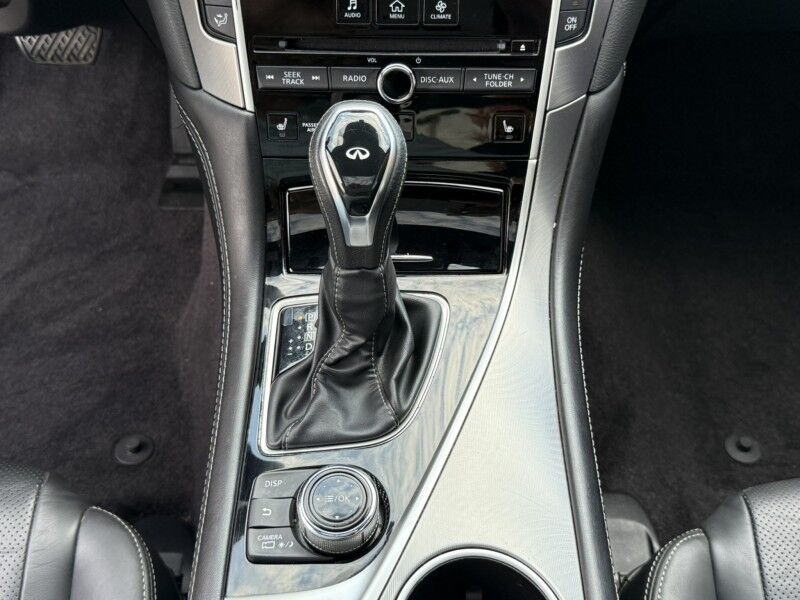 2022 INFINITI Q60 LUXE Willow Grove PA