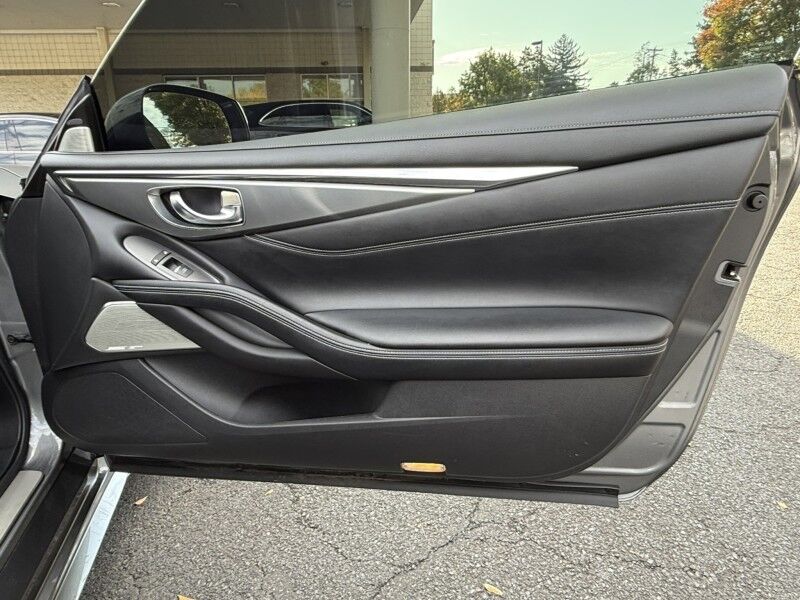 2022 INFINITI Q60 LUXE Willow Grove PA