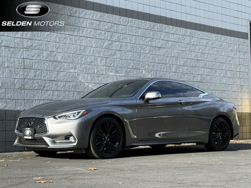 2022 INFINITI Q60 LUXE