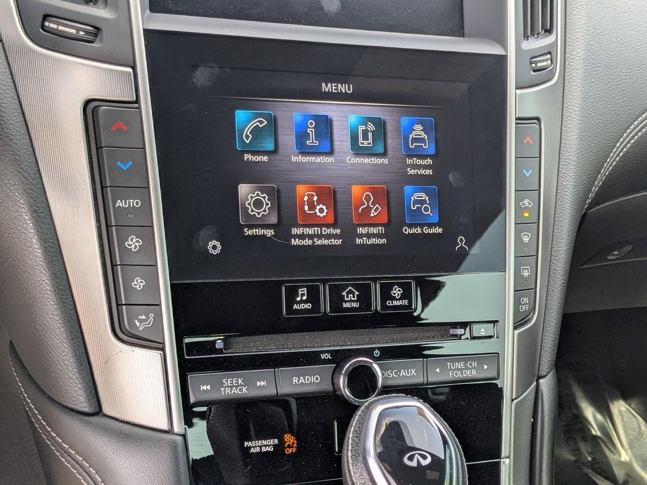 2022 INFINITI Q60 PURE