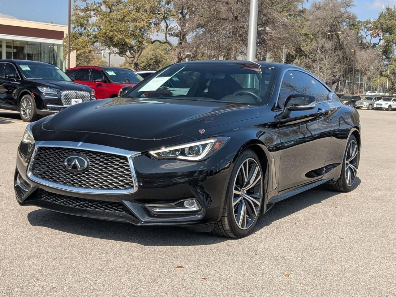 2022 INFINITI Q60 PURE