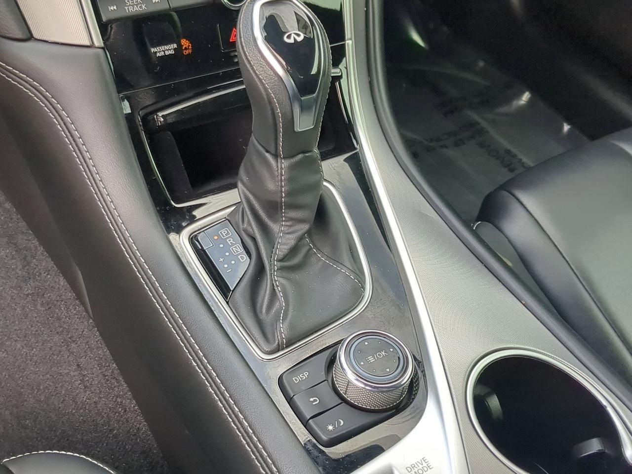 2022 INFINITI Q60 PURE