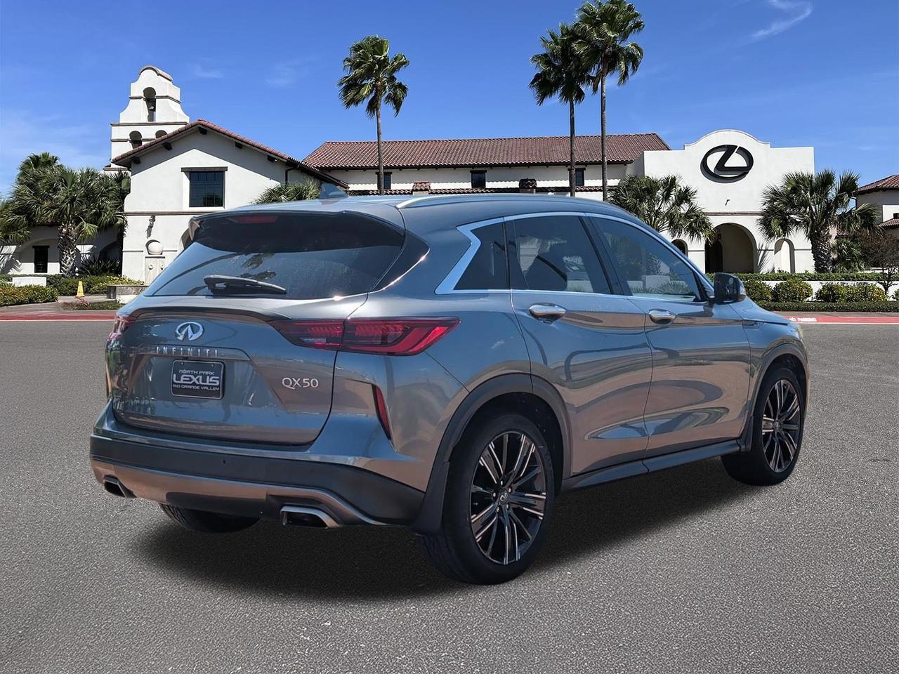 2022 INFINITI QX50 LUXE