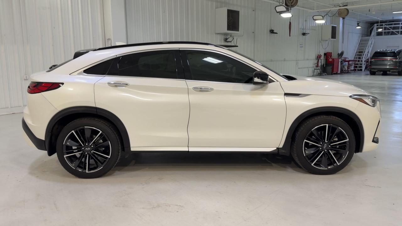 2022 INFINITI QX55 LUXE