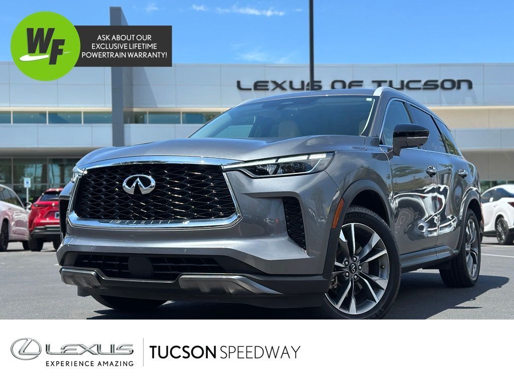 2022 INFINITI QX60 LUXE