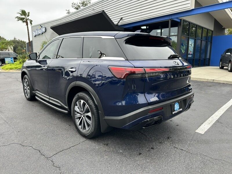 2022 INFINITI QX60 PURE