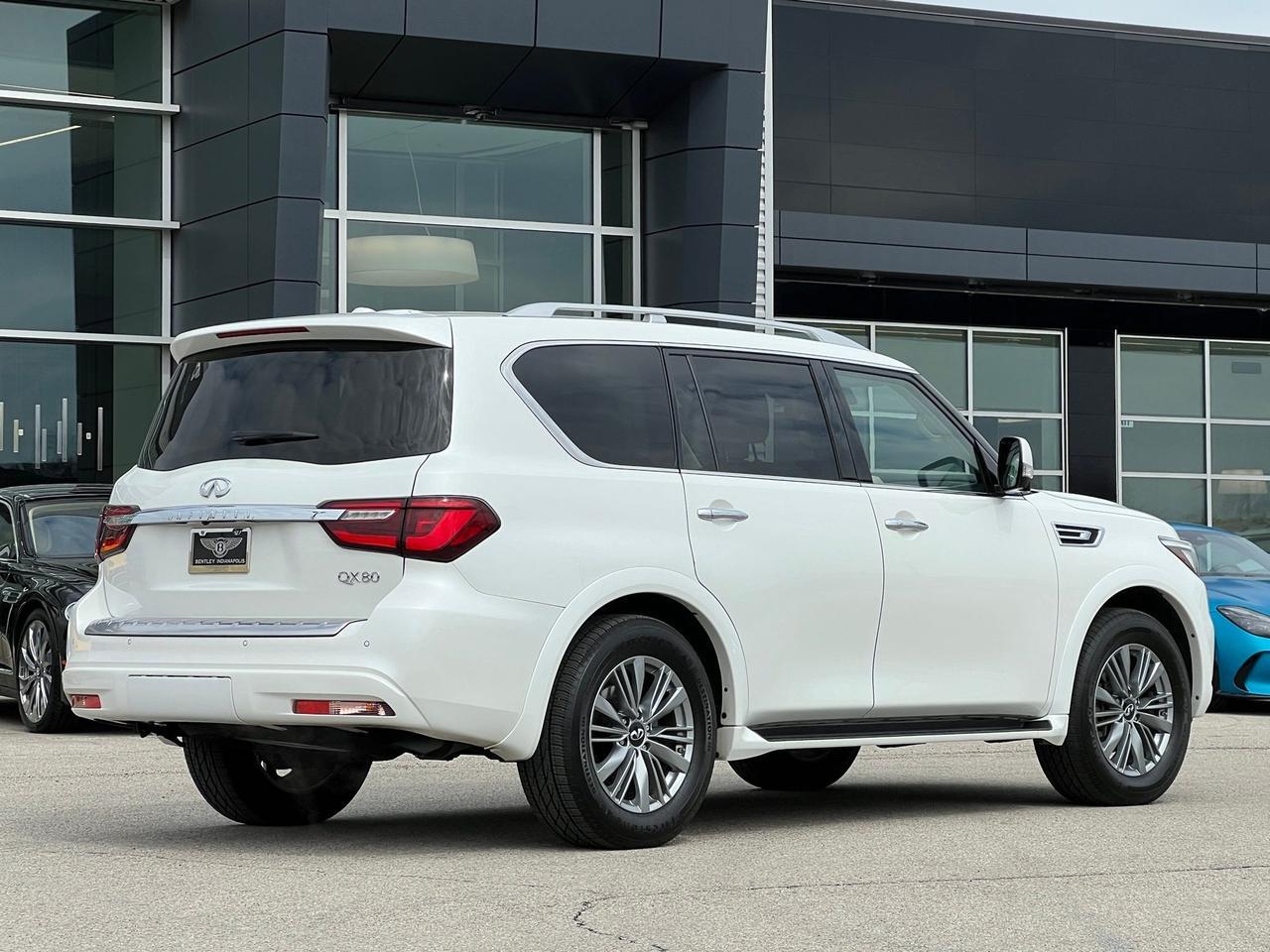 2022 INFINITI QX80 LUXE