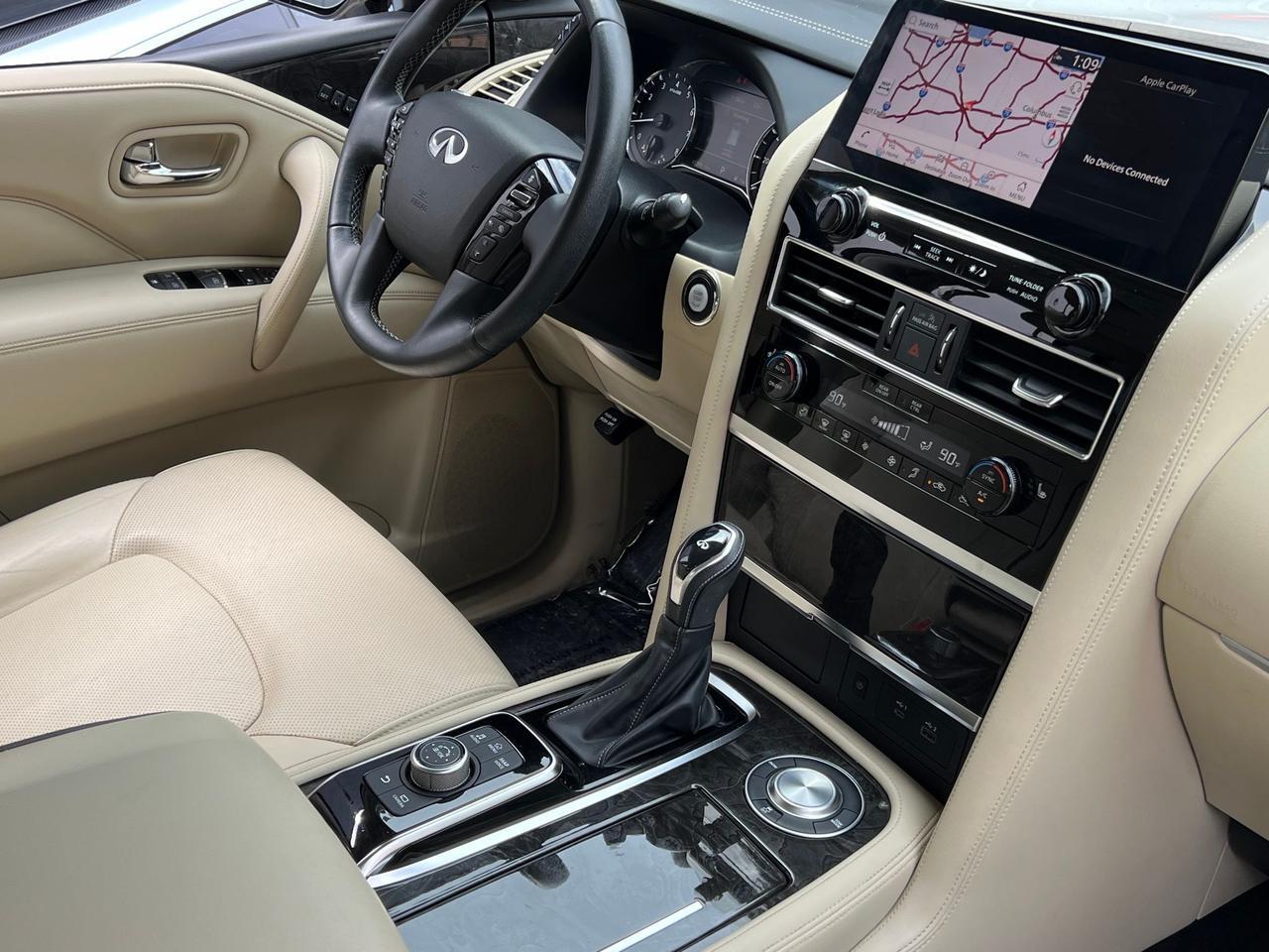 2022 INFINITI QX80 LUXE