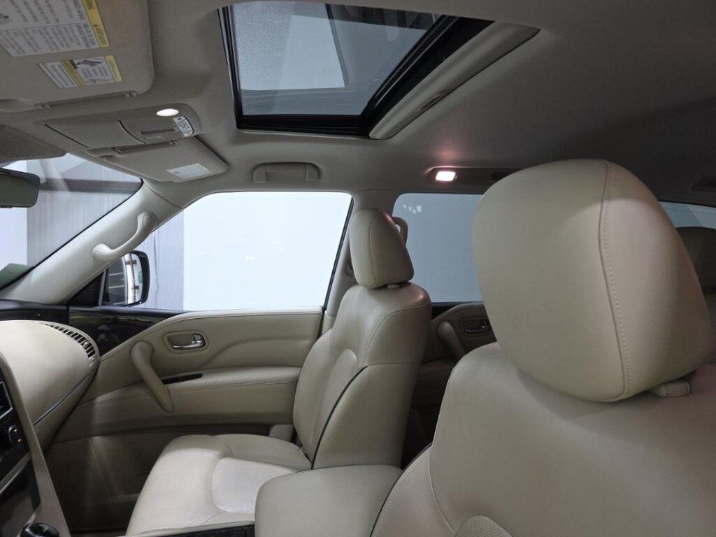 2022 Infiniti QX80 Luxe photo 6