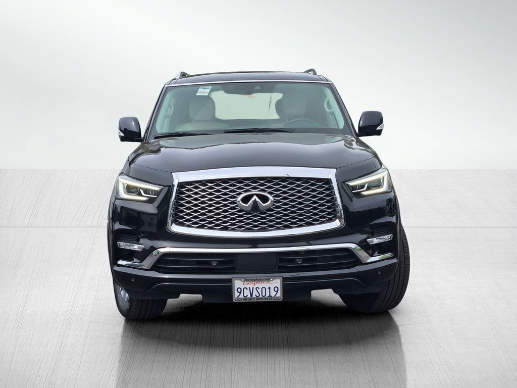 2022 INFINITI QX80 LUXE