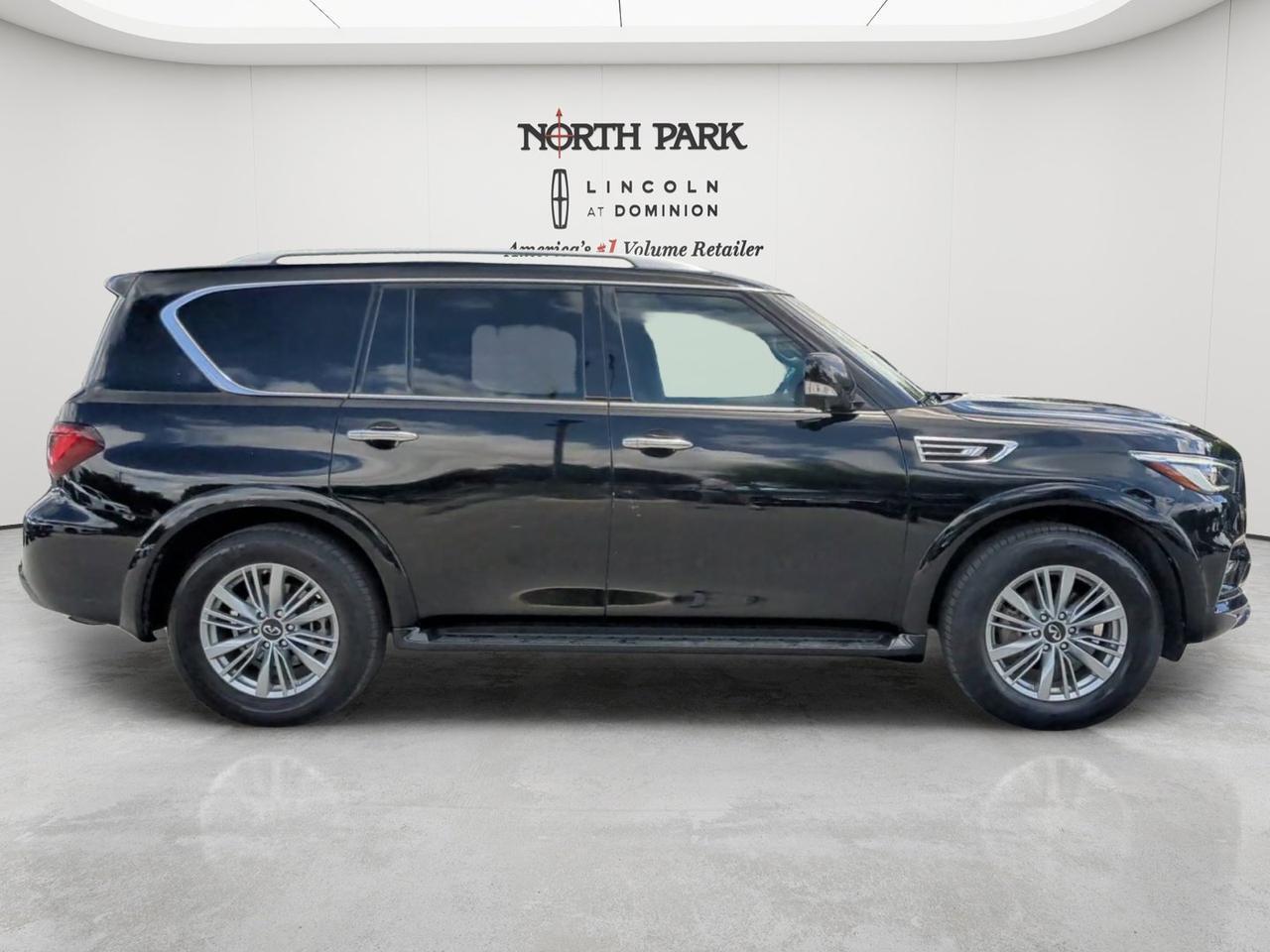 2022 INFINITI QX80 LUXE