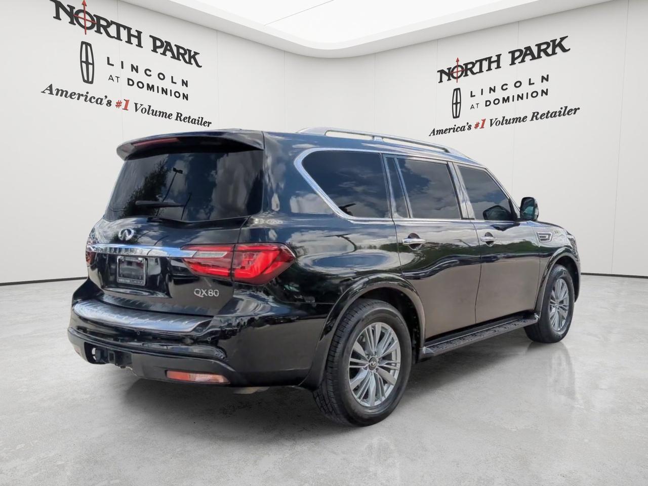 2022 INFINITI QX80 LUXE