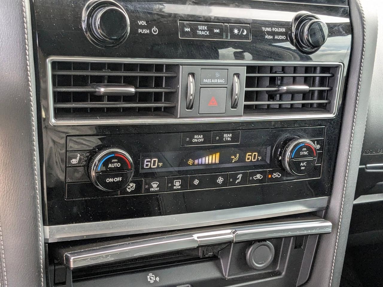 2022 INFINITI QX80 LUXE