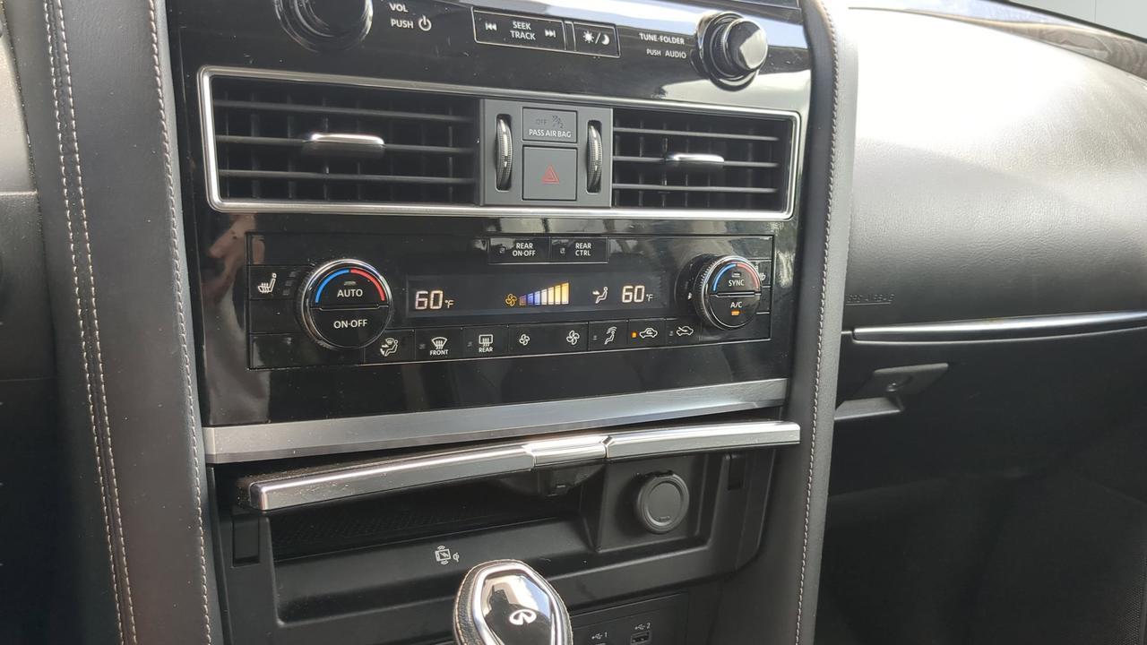 2022 INFINITI QX80 LUXE