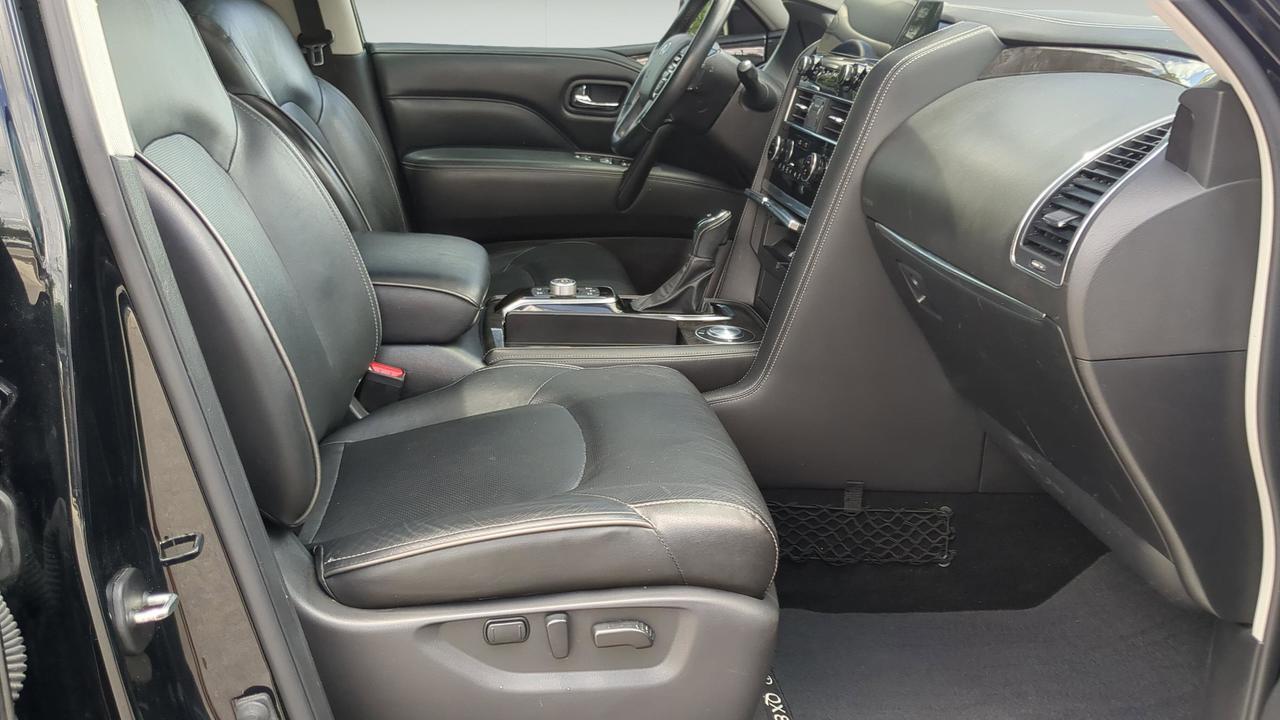 2022 INFINITI QX80 LUXE