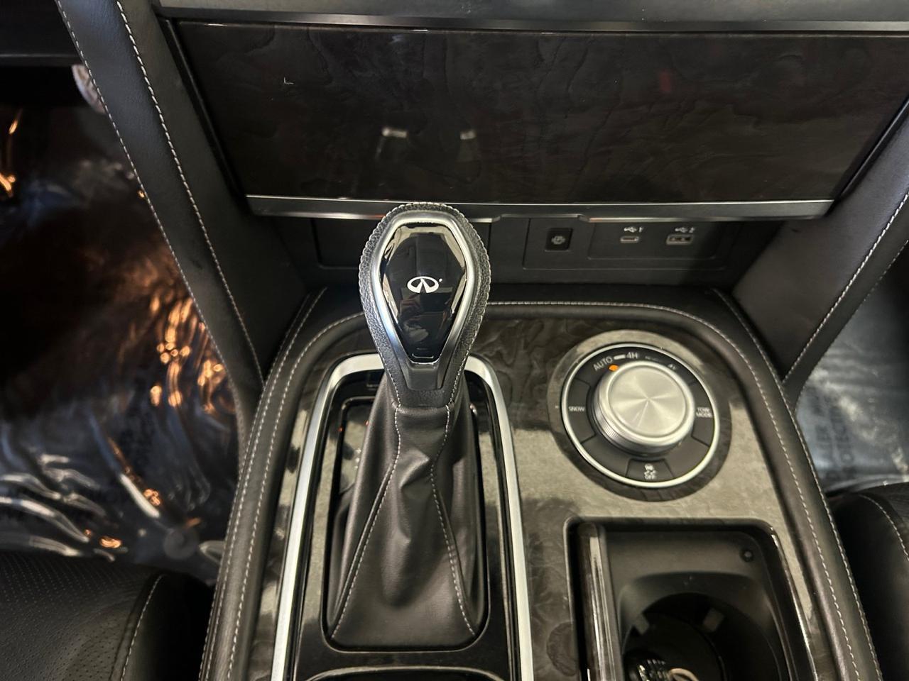 2022 INFINITI QX80 LUXE New Braunfels TX