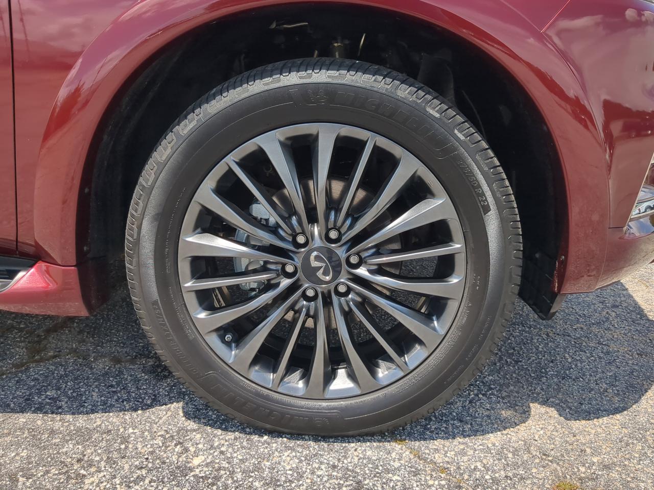 2022 INFINITI QX80 SENSORY Appleton WI