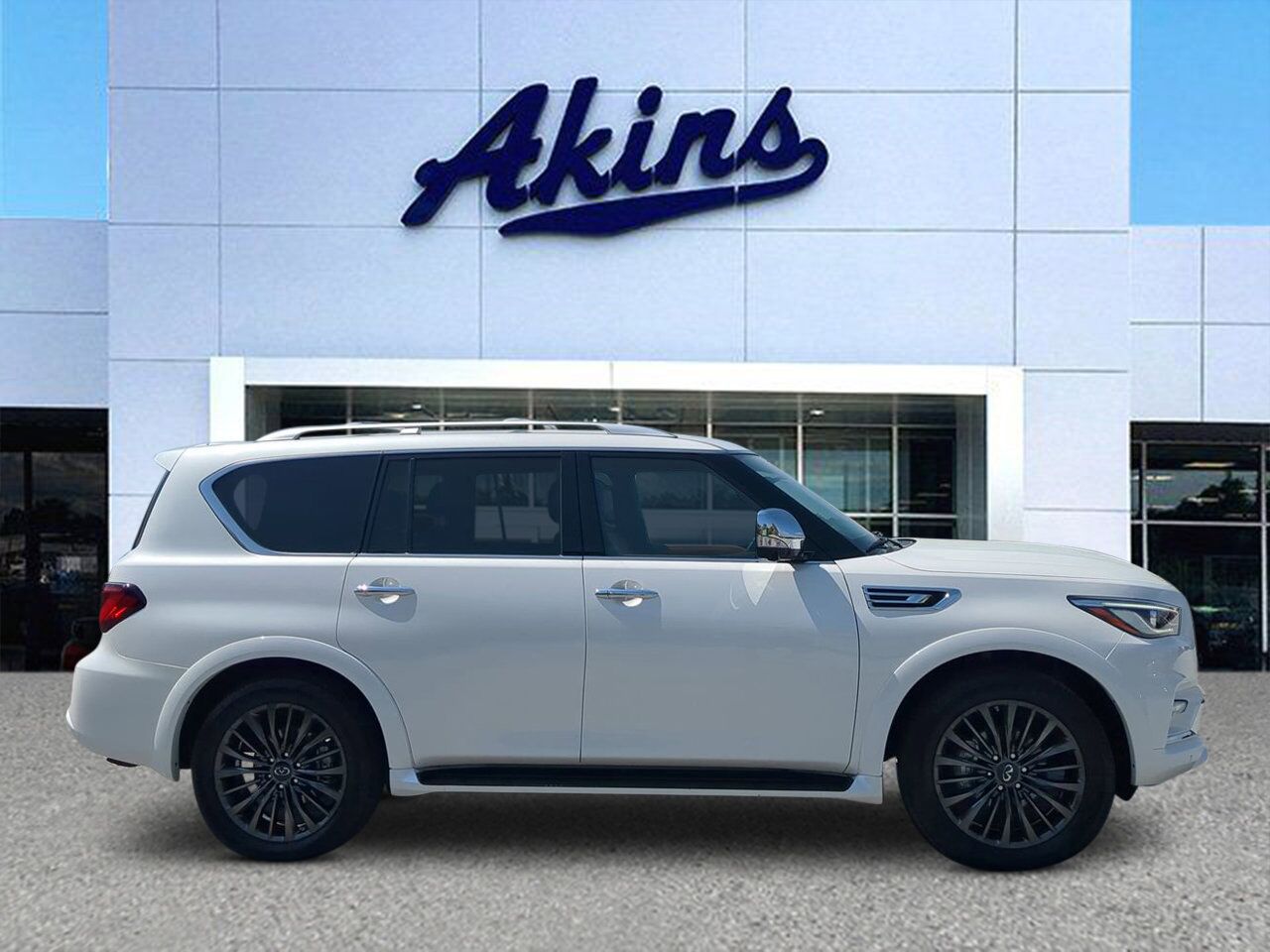 2022 INFINITI QX80 SENSORY