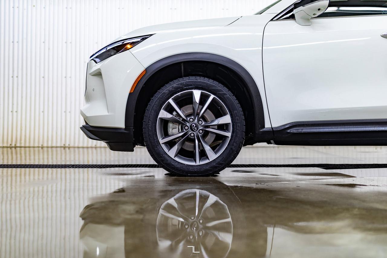 2022 Infiniti QX60 AWD Luxe Leather Roof Nav BCam Red Deer AB