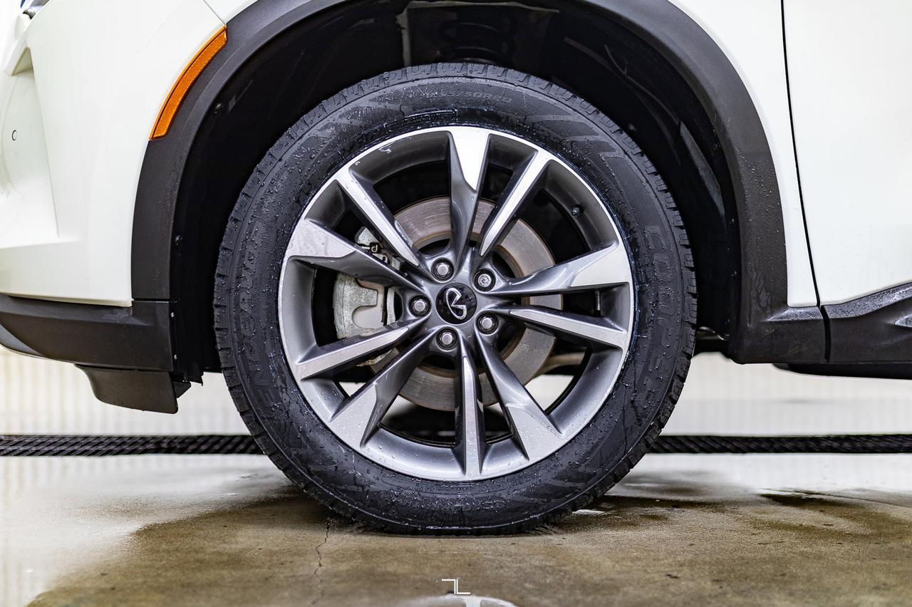 2022 Infiniti QX60 AWD Luxe Leather Roof Nav BCam Red Deer AB