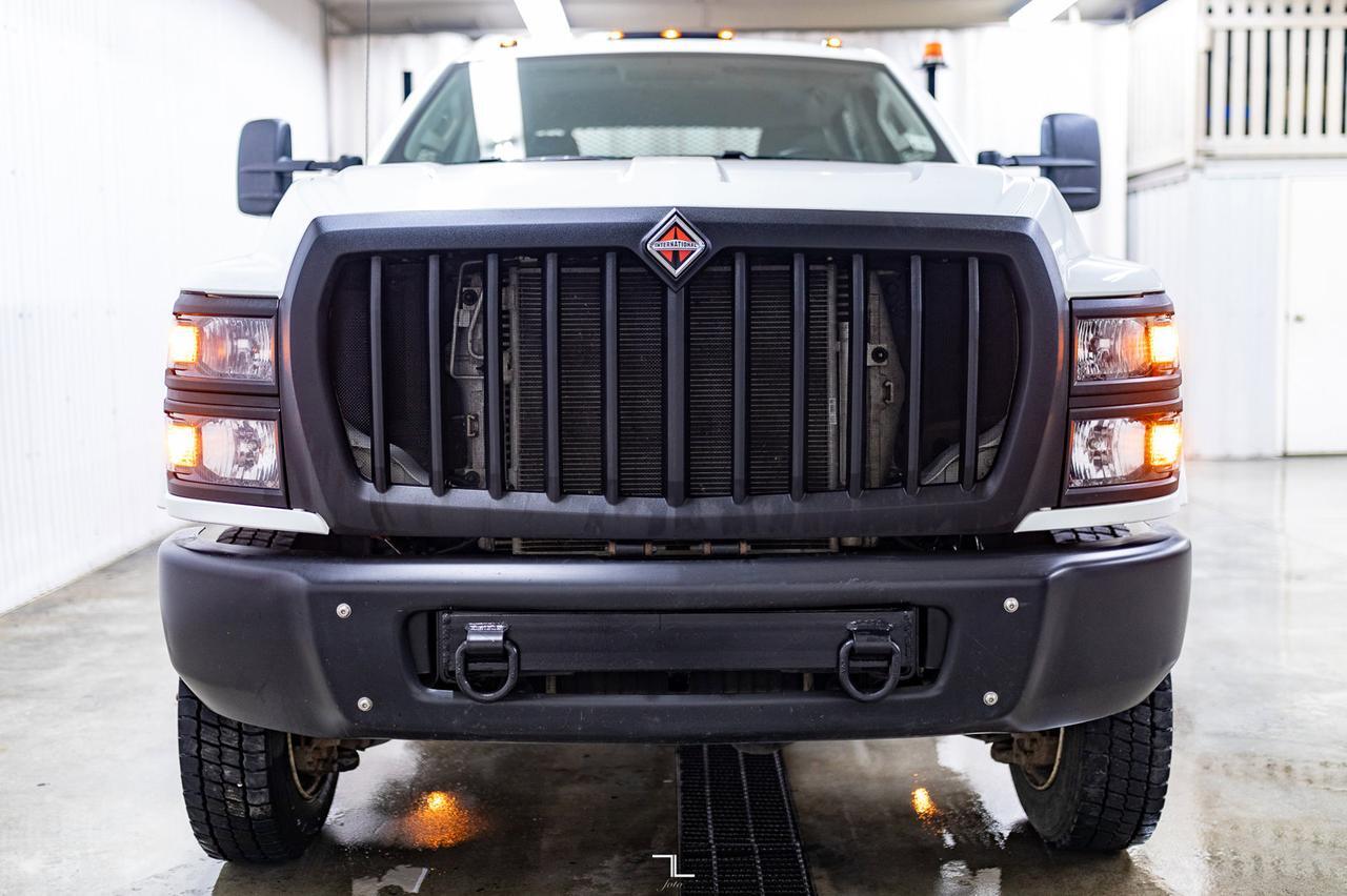 2022 International CV515 4x4 Crew Cab Deck Diesel Red Deer AB