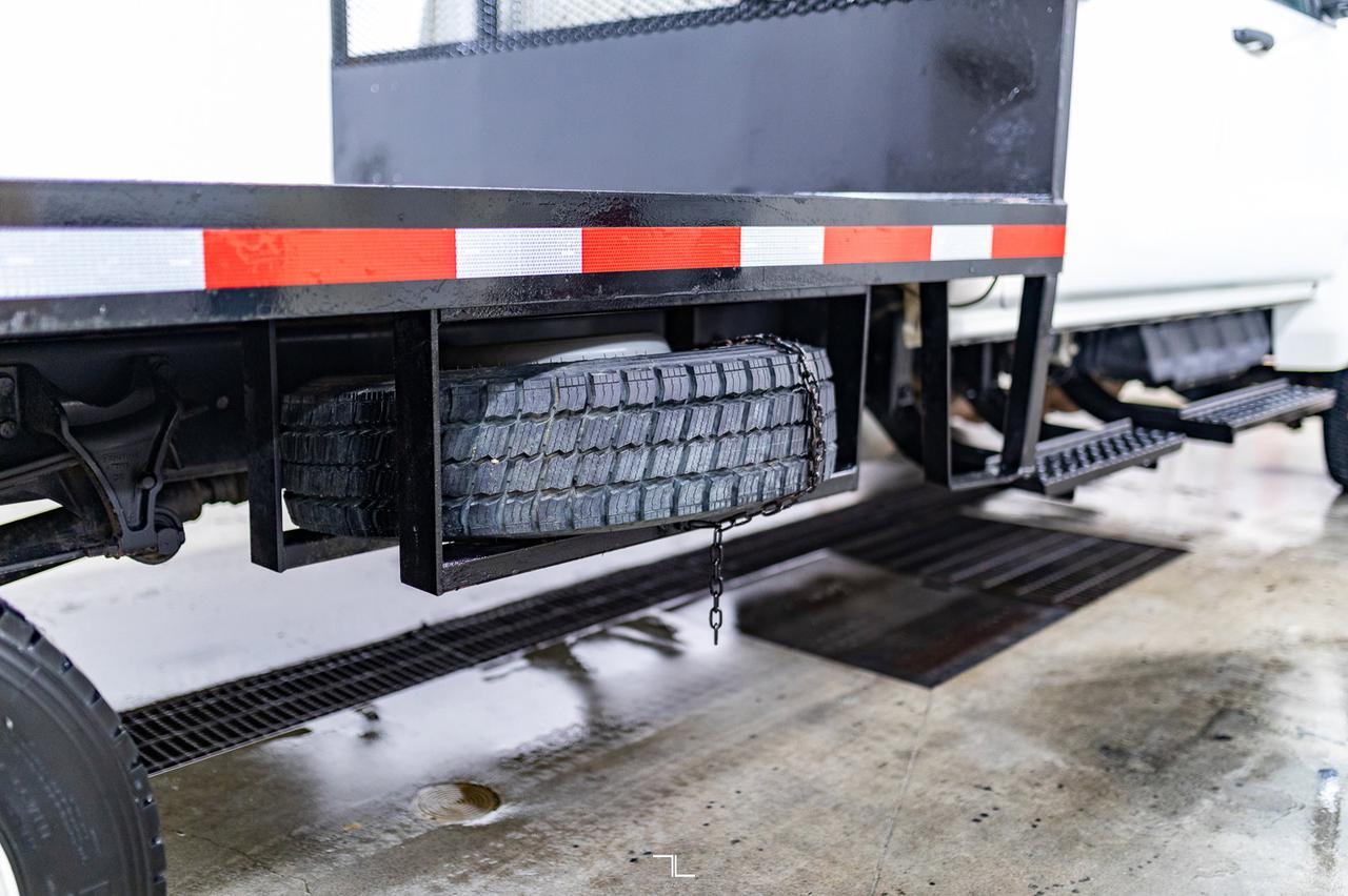 2022 International CV515 4x4 Crew Cab Deck Diesel Red Deer AB