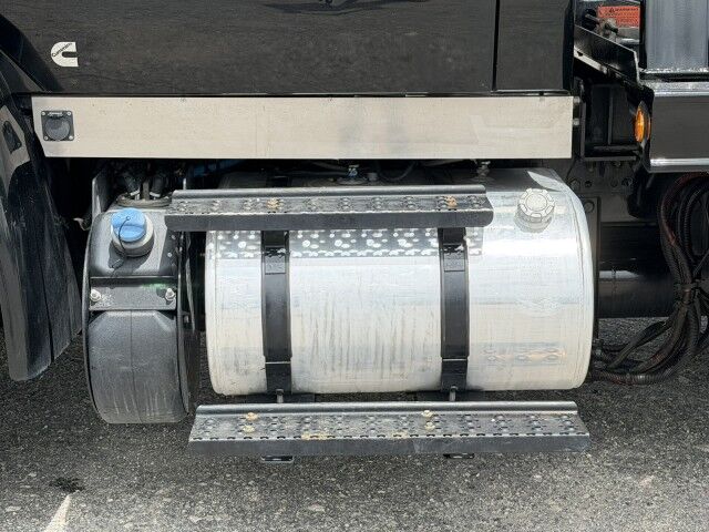 2022 International MV607 22' Miller Century Rollback Car Carrier Truck Miami FL