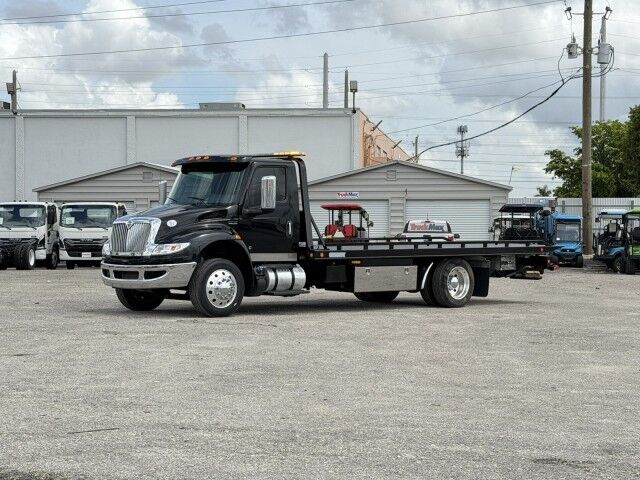 2022 International MV607 22' Miller Century Rollback Car Carrier Truck
