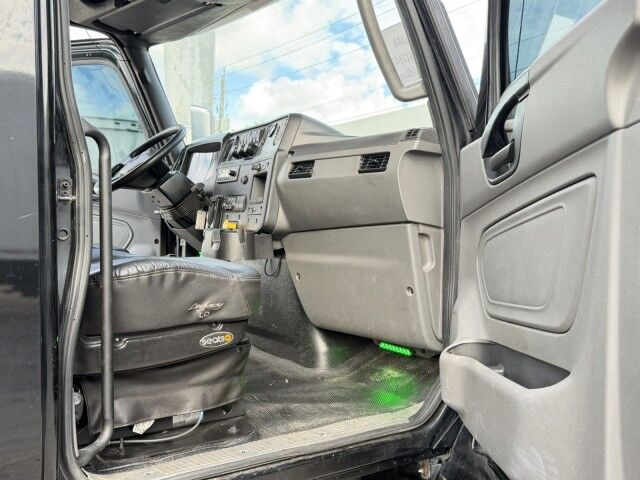 2022 International MV607 Extended Cab Jerr-Dan 22' Rollback Sharkbed Car Carrier Wrecker Truck Miami FL