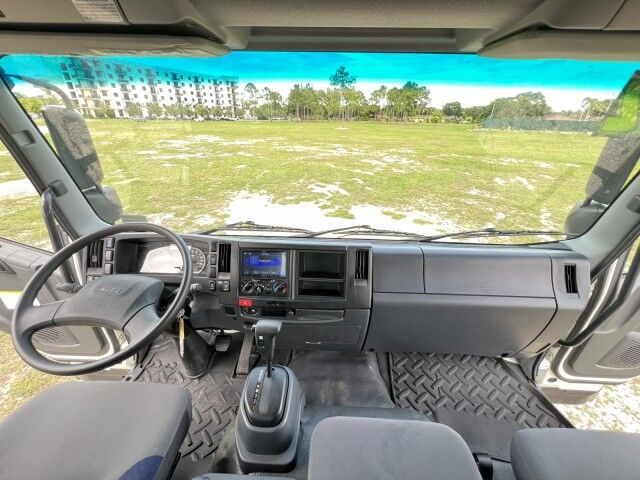 2022 Isuzu FTR 26&apos; Dry Box Truck with 2,200 Lb Lift Gate Homestead FL